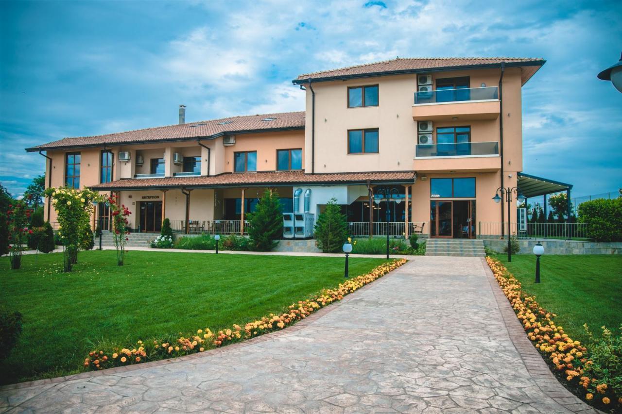 Spa Kompleks Raiski Kat Dimitrovgrad  Buitenkant foto
