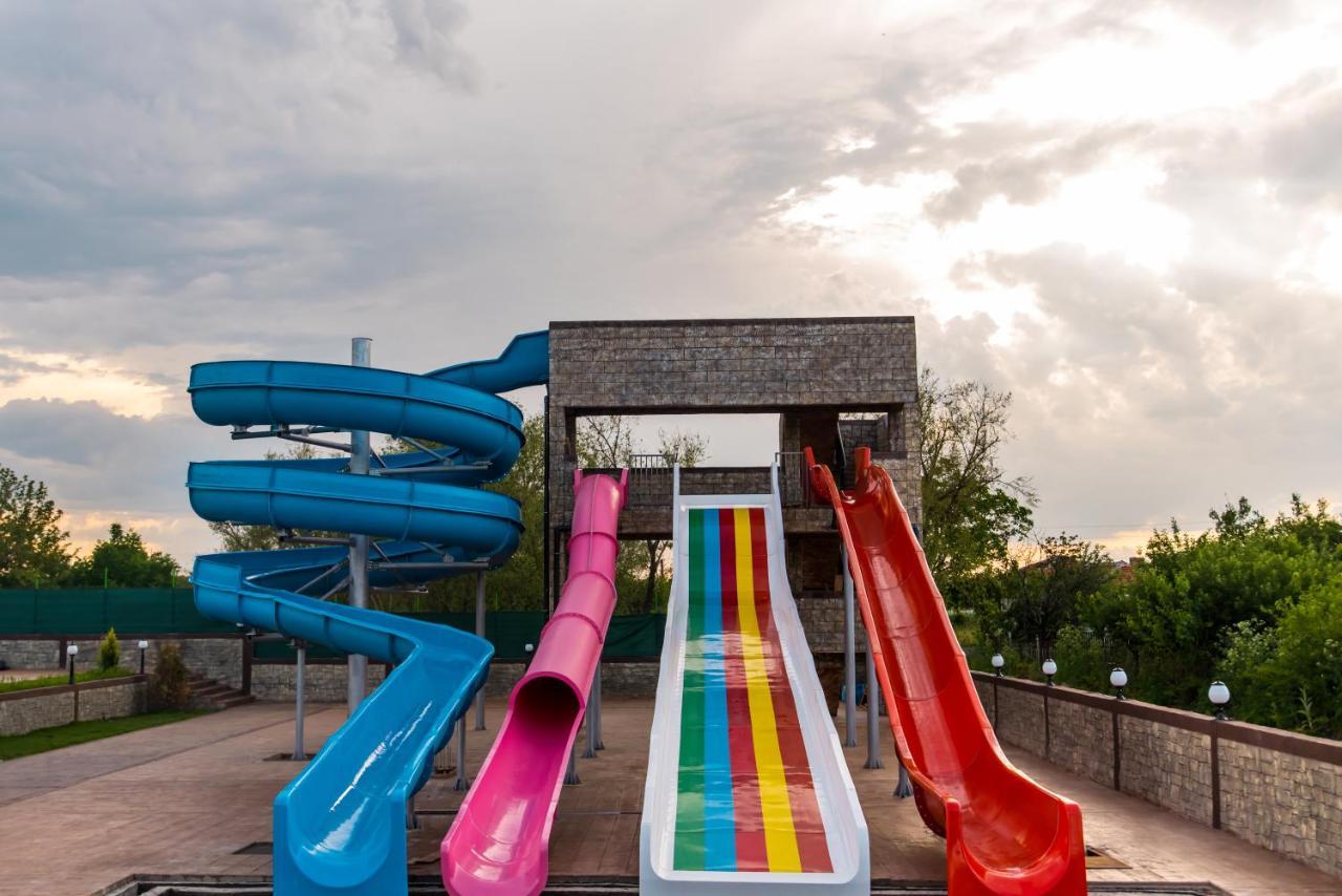 Spa Kompleks Raiski Kat Dimitrovgrad  Buitenkant foto