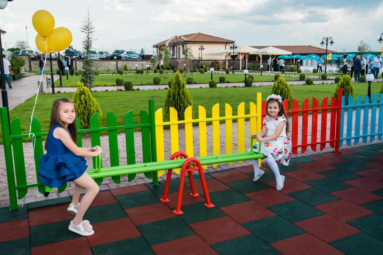 Spa Kompleks Raiski Kat Dimitrovgrad  Buitenkant foto