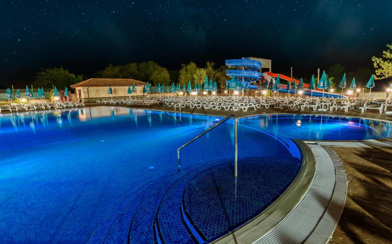 Spa Kompleks Raiski Kat Dimitrovgrad  Buitenkant foto