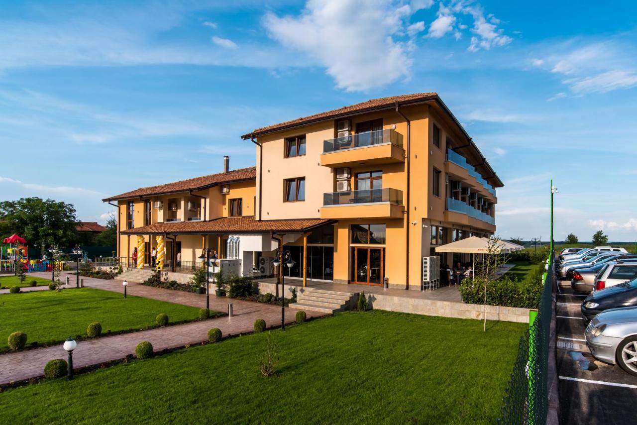 Spa Kompleks Raiski Kat Dimitrovgrad  Buitenkant foto