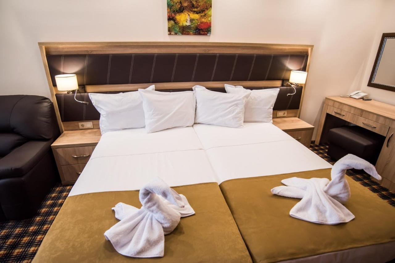 Spa Kompleks Raiski Kat Dimitrovgrad  Buitenkant foto